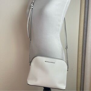 Michael Kors Elegant White Crossbody Bag
